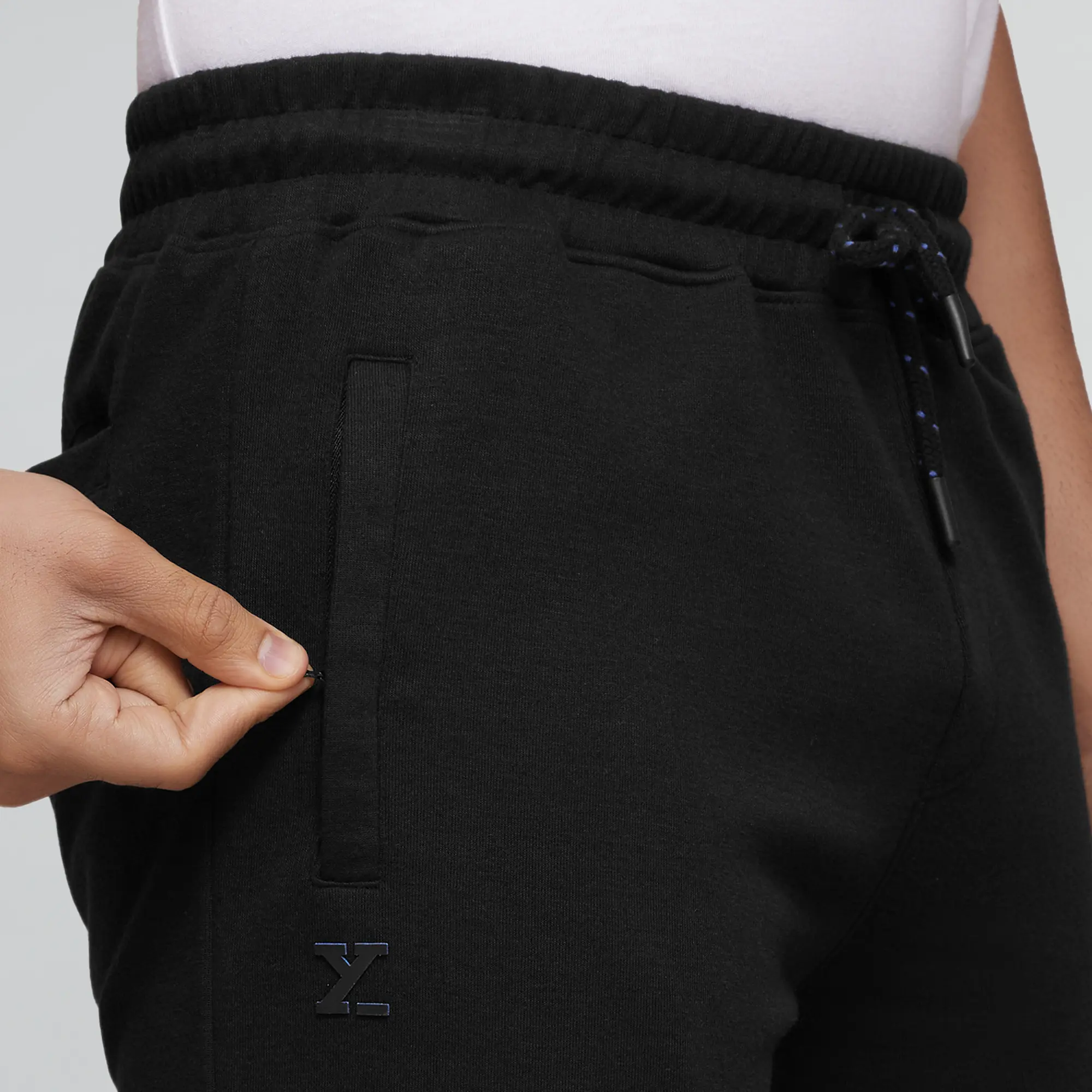 Code Cotton Rich Shorts Pitch Black - Image 6