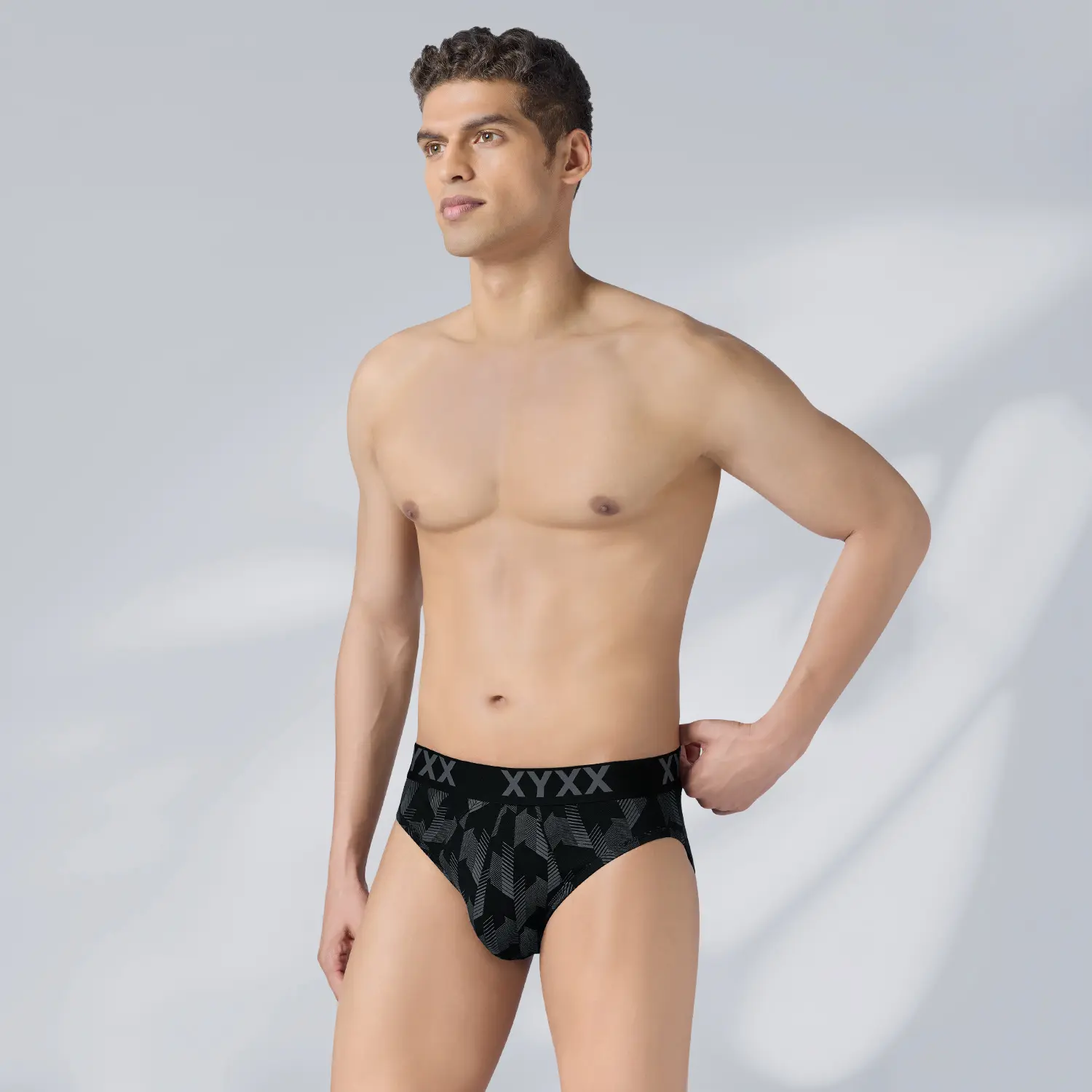 Matrix Cotton-Modal Briefs Chevron Black - Image 3