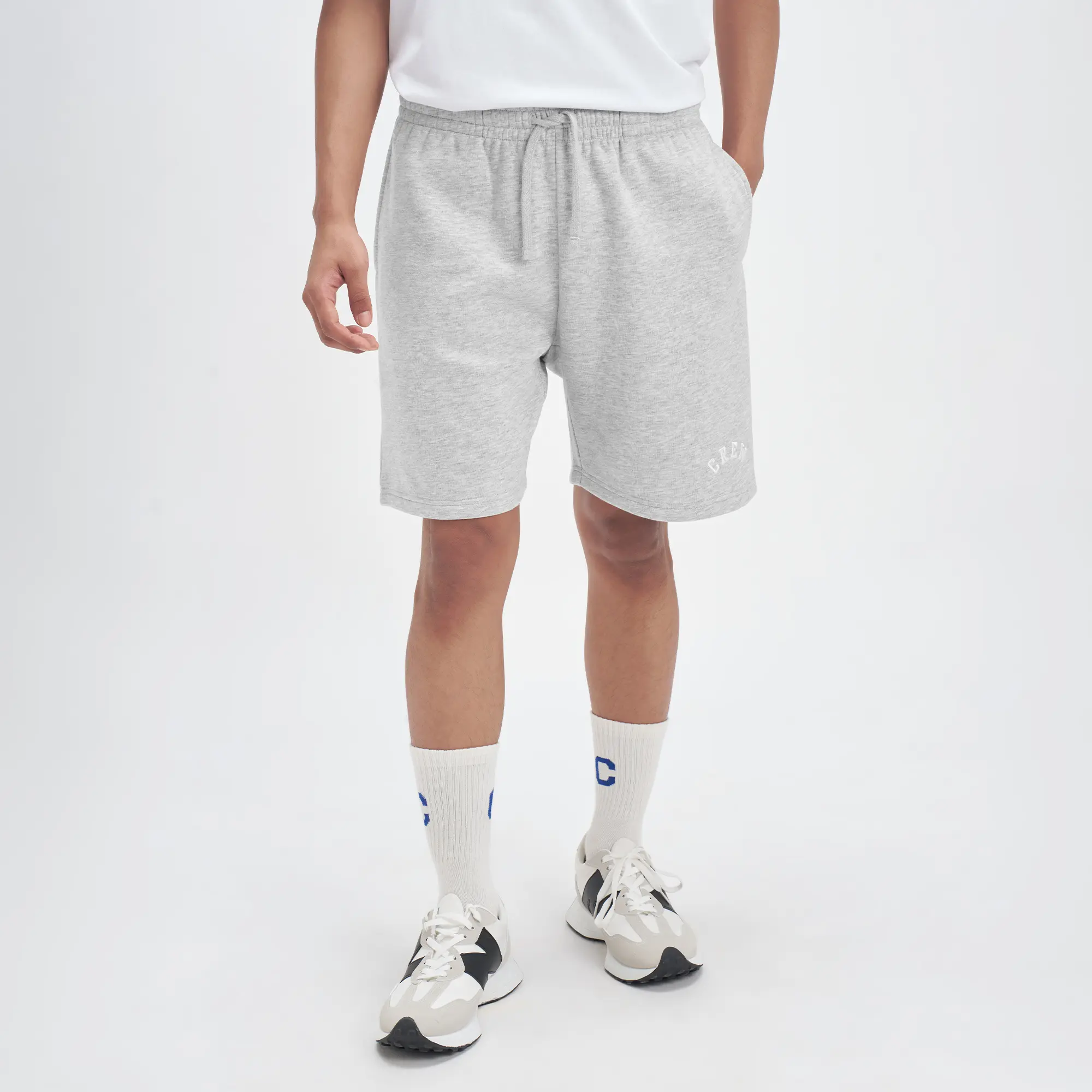 Crew Relaxed Fit Sweatshorts - Concrete Grey - Image 3