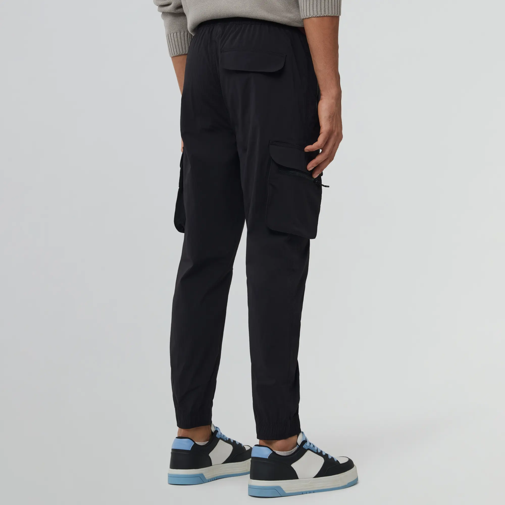 Moveo Cargo Joggers Pitch Black - Image 4